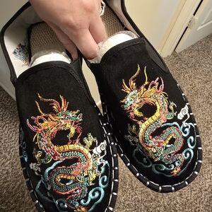 Dragon shoes